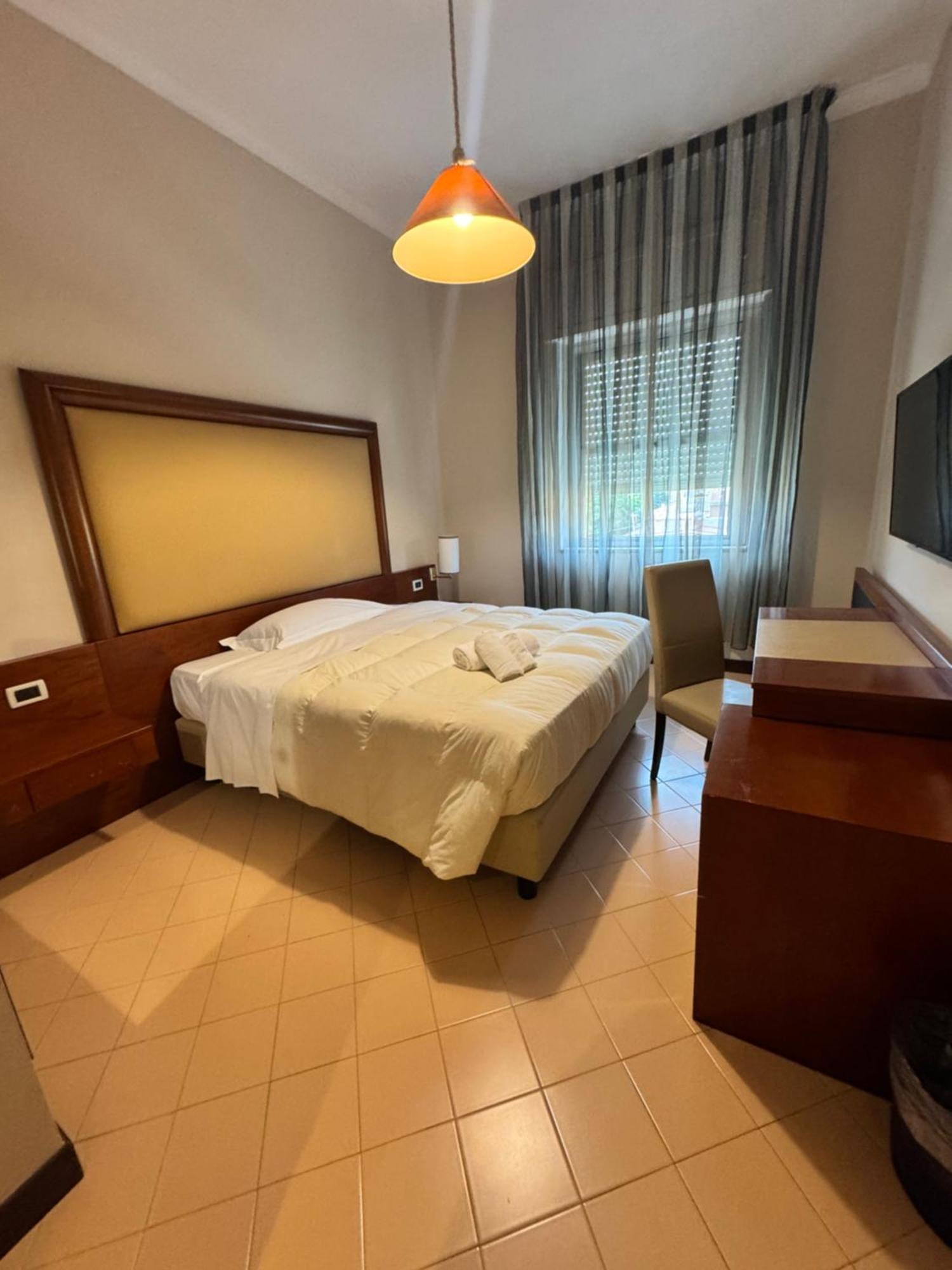 Hotel Grand Lamezia 4*